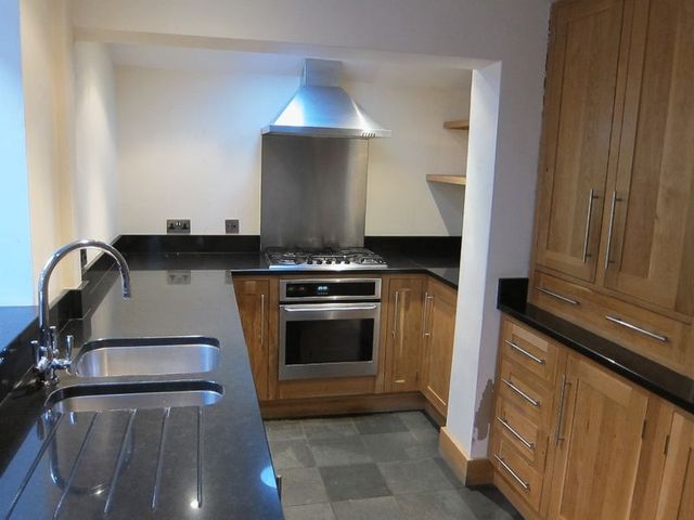 Image of 3 Bedroom Semi-Detached  For Sale at Harvest Road Englefield Green Englefield Green, TW20 0QR