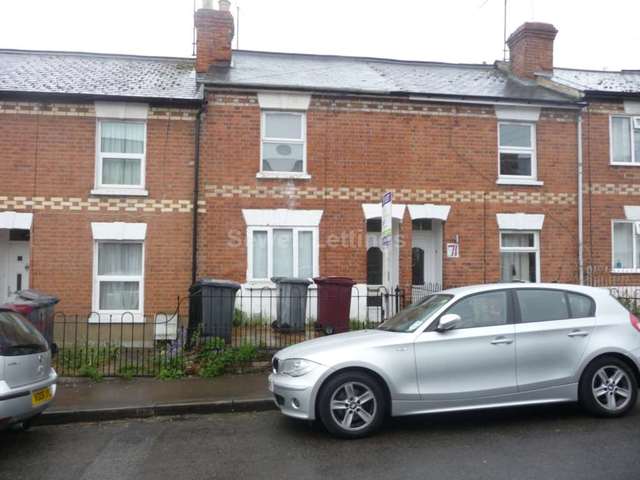  Image of 4 Bedroom Terraced  To Rent at Hatherley Road  Reading, RG1 5QE
