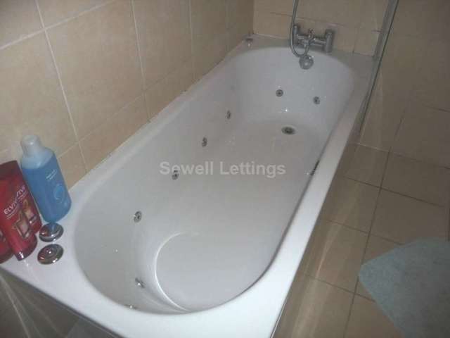  Image of 5 Bedroom Detached  To Rent at Hatherley Road  Reading, RG1 5QA