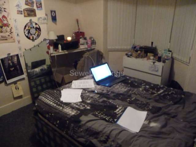  Image of 5 Bedroom Detached  To Rent at Hatherley Road  Reading, RG1 5QA