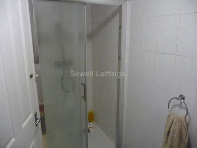  Image of 5 Bedroom Detached  To Rent at Hatherley Road  Reading, RG1 5QA