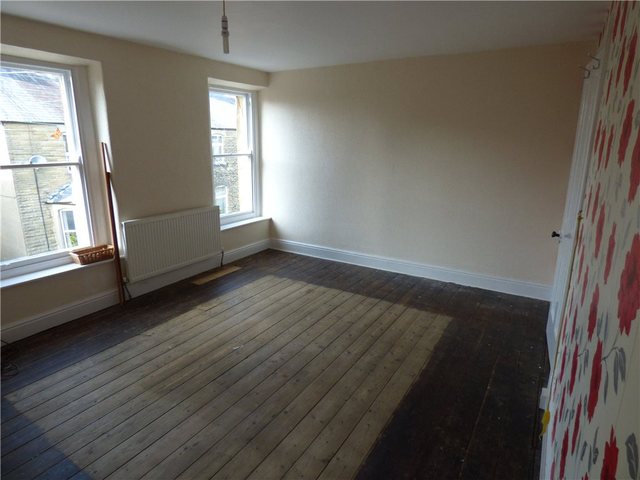  Image of 3 Bedroom End Of Terrace  For Sale at Hellifield Skipton Hellifield, BD23 4JA