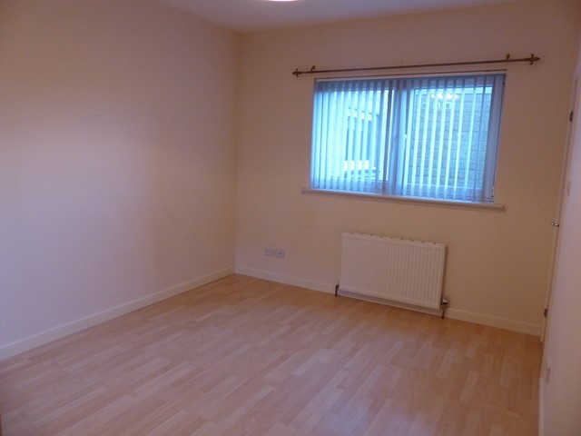  Image of 2 Bedroom Flat  To Rent at Livingston West Lothian West Lothian, EH54 6GF