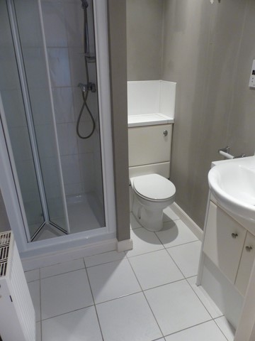  Image of 2 Bedroom Flat  To Rent at Livingston West Lothian West Lothian, EH54 6GF