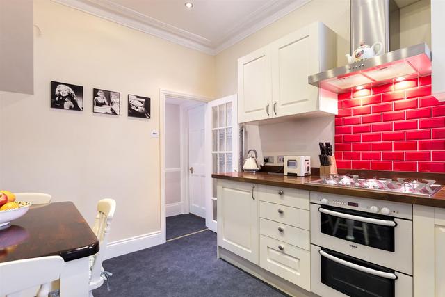 Image of 1 Bedroom Maisonette  For Sale at Hazelwood Lane London London, N13 5HF