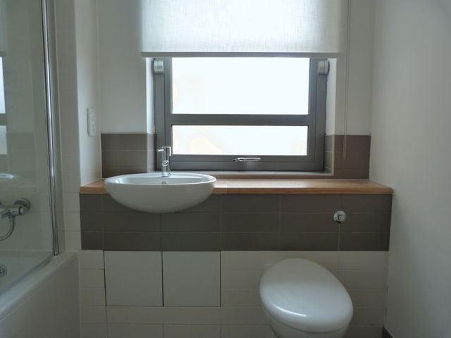  Image of 1 Bedroom Flat  To Rent at Henry Street  Lancaster, LA1 1AR