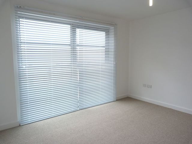  Image of 1 Bedroom Flat  To Rent at Henry Street  Lancaster, LA1 1AR