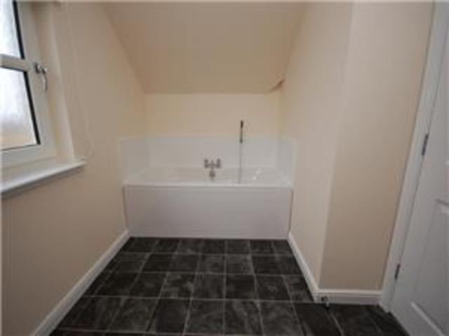  Image of 2 Bedroom Detached  To Rent at Currie Edinburgh Edinburgh, EH14 4AQ