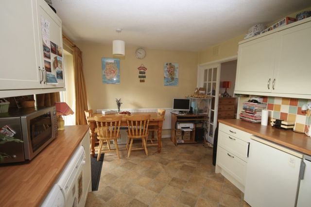  Image of 3 Bedroom Detached  To Rent at Herons Close  Ely, CB6 3EF