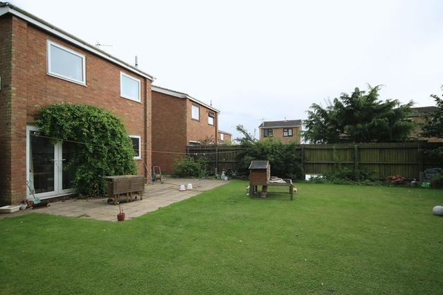  Image of 3 Bedroom Detached  To Rent at Herons Close  Ely, CB6 3EF
