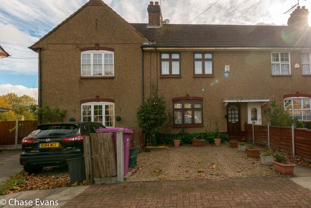  Image of 3 Bedroom Detached  For Sale at London, E14 3AB