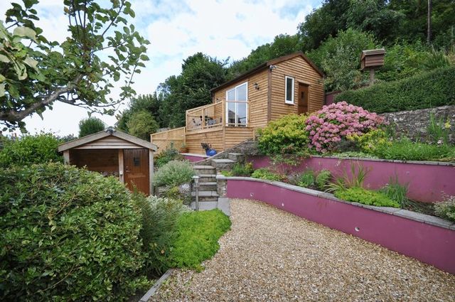  Image of 4 Bedroom Detached  For Sale at High Street  Banwell, BS29 6AF