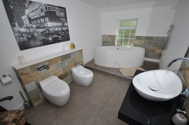  Image of 4 Bedroom Detached  For Sale at High Street  Banwell, BS29 6AF