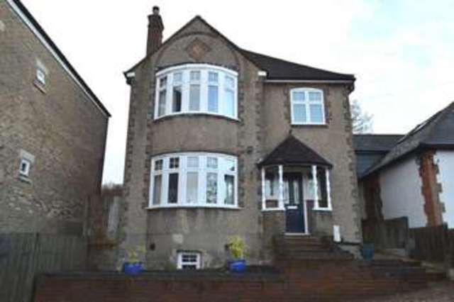  Image of 5 Bedroom Detached  To Rent at High Street  Berkhamsted, HP4 2BX