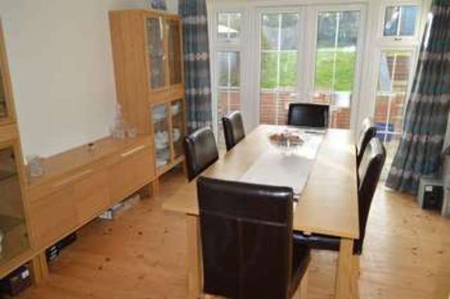  Image of 5 Bedroom Detached  To Rent at High Street  Berkhamsted, HP4 2BX