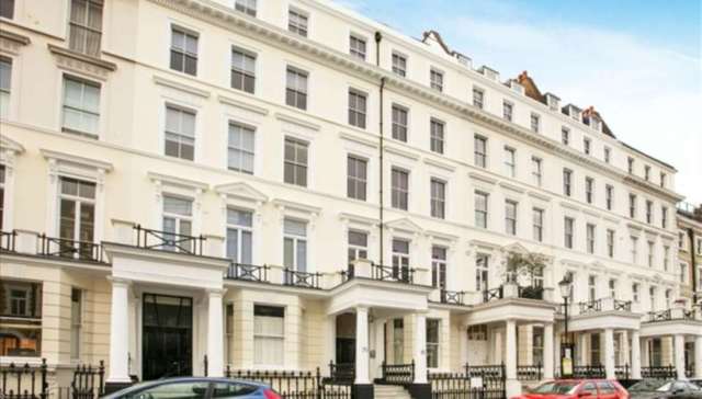  Image of 2 Bedroom Apartment  To Rent at High Street Kensington London, W8 6JN