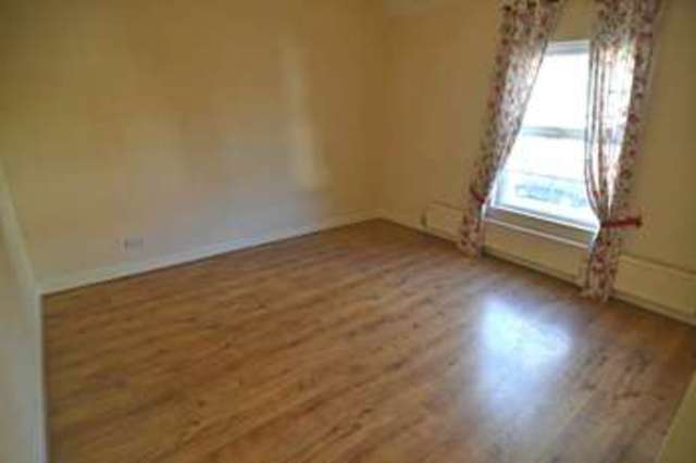  Image of 2 Bedroom Cottage  To Rent at High Street  Newton Le Willows, WA12 9SP