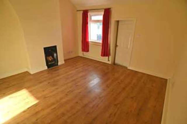  Image of 2 Bedroom Cottage  To Rent at High Street  Newton Le Willows, WA12 9SP