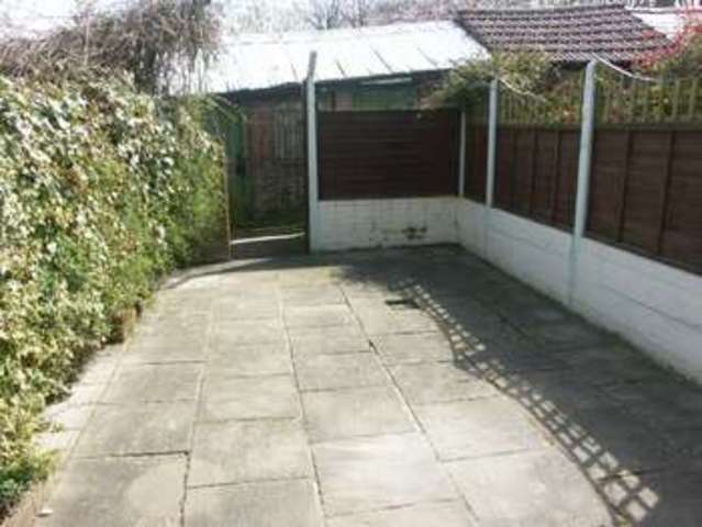  Image of 2 Bedroom Terraced  To Rent at Highfield Road  Berkhamsted, HP4 2DA