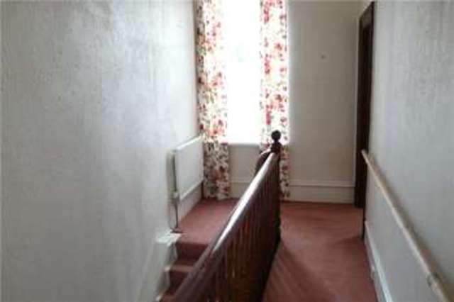  Image of 2 Bedroom Terraced  For Sale at Bradford West Yorkshire Shipley, BD9 5PJ