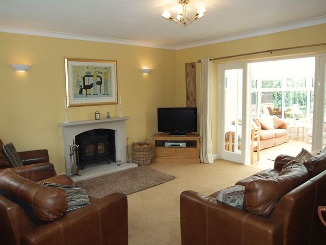  Image of 4 Bedroom Detached  For Sale at Hill Top Road  Loughborough, LE11 3LW