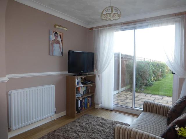  Image of 4 Bedroom Semi-Detached  For Sale at Hillcrest Drive  Lowestoft, NR32 4EB