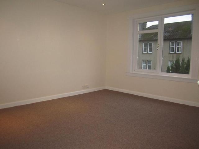  Image of 1 Bedroom Flat  To Rent at Kilsyth North Lanarkshire North Lanarkshire, G65 0DJ