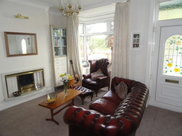 Image of 2 Bedroom Terraced  For Sale at Shipley, BD18 4BS