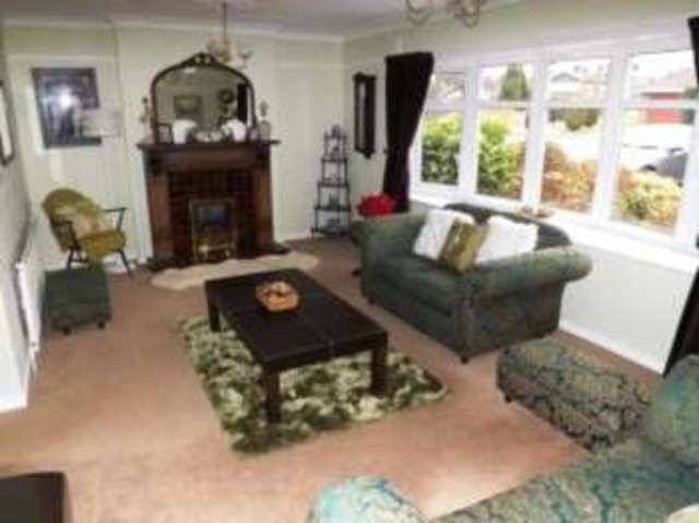  Image of 3 Bedroom Bungalow  For Sale at Bessacarr Doncaster Bessacarr, DN4 7HJ