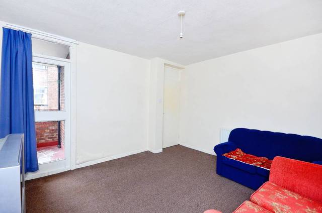  Image of 2 Bedroom Flat  For Sale at Homerton High Street  Hackney, E9 6BT
