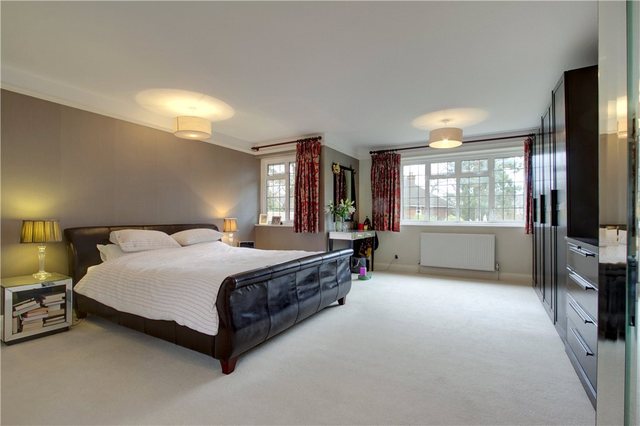 Image of 7 Bedroom Semi-Detached  For Sale at Hook Heath Woking Mayford, GU22 0LE