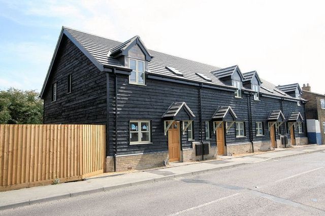  Image of 3 Bedroom Terraced  To Rent at Hop Row Haddenham Ely, CB6 3SR