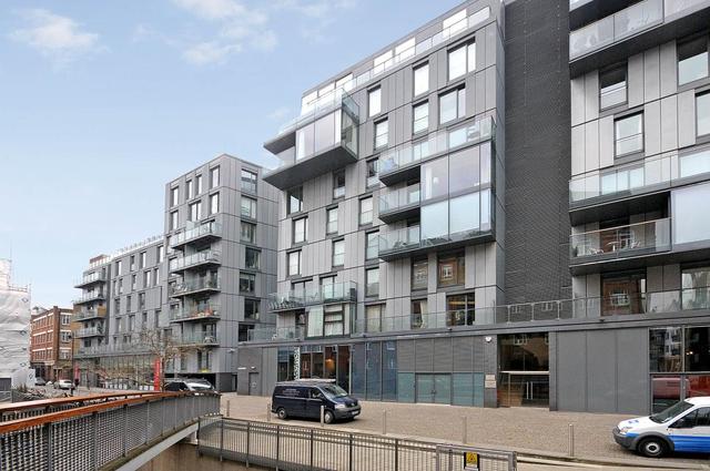  Image of 1 Bedroom Flat  To Rent at Brewhouse Yard  Goswell Road, EC1V 4JU