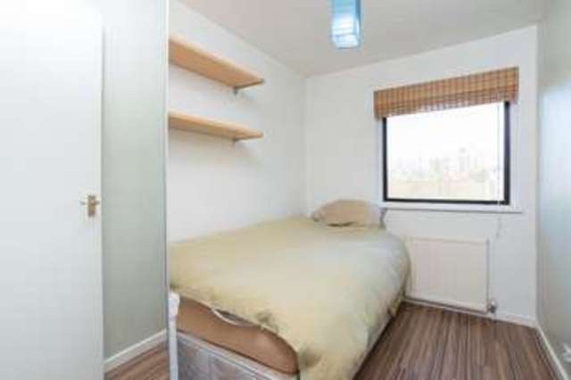  Image of 2 Bedroom Flat  For Sale at Docklands, E14 3EP