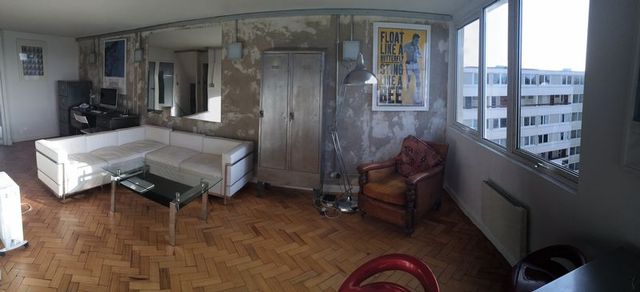  Image of 2 Bedroom Flat  For Sale at Howard Street  Newcastle Upon Tyne, NE1 2AU