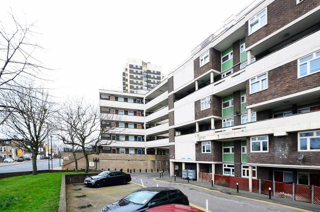  Image of Studio  To Rent at Ilderton Road  Peckham, SE15 1EJ