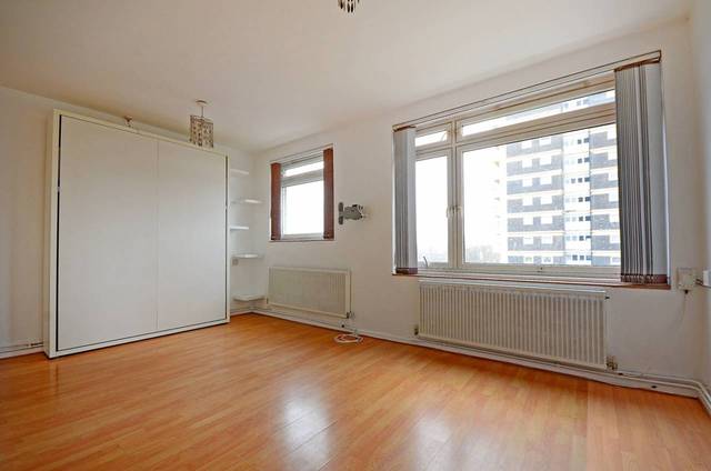  Image of Studio  To Rent at Ilderton Road  Peckham, SE15 1EJ