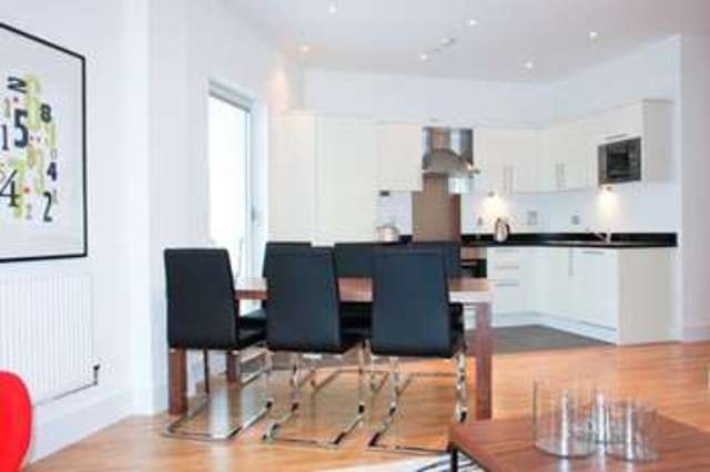  Image of 2 Bedroom Flat  For Sale at Canary Wharf, E14 9DQ