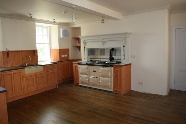  Image of 6 Bedroom Detached  To Rent at Musselburgh East Lothian East Lothian, EH21 7TE