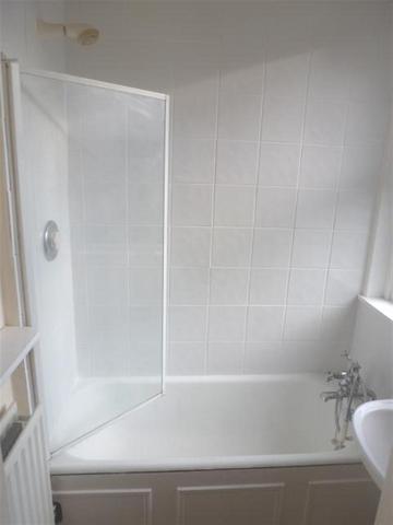  Image of 1 Bedroom Flat  To Rent at Inwood Crescent  BRIGHTON, BN1 5AP