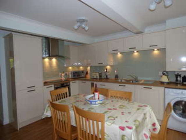  Image of 2 Bedroom Terraced  For Sale at Newport Isle Of Wight, PO30 2QE