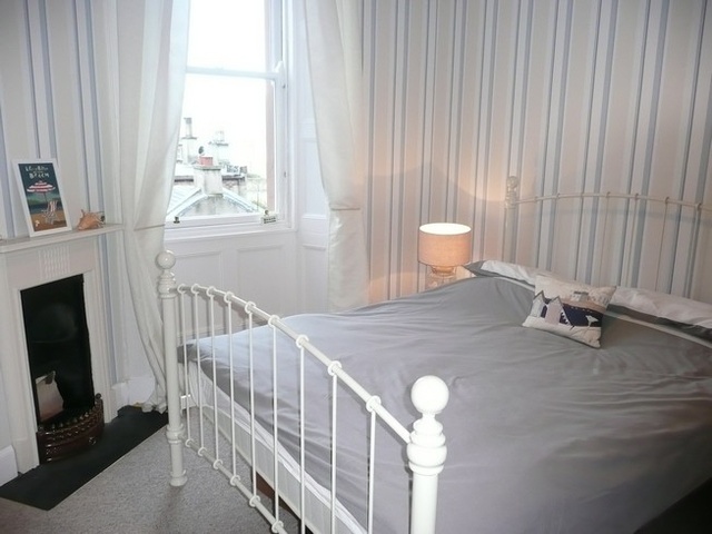  Image of 3 Bedroom Flat  To Rent at Portobello Edinburgh Edinburgh, EH15 2DT