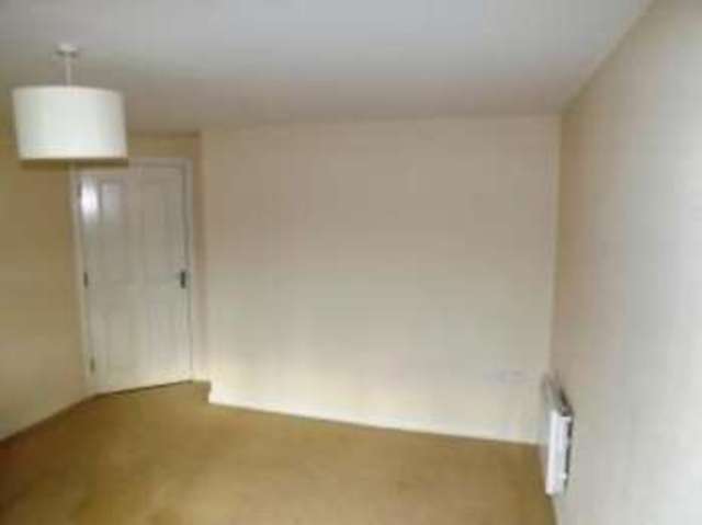  Image of 2 Bedroom Flat  For Sale at Armthorpe Doncaster Armthorpe, DN3 2FH