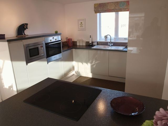  Image of 2 Bedroom Detached  For Sale at Kelham Road  Newark, NG24 1BU