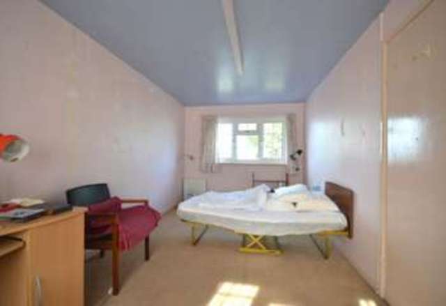  Image of 4 Bedroom Detached  For Sale at Kenbury Crescent  Cockwood, EX6 8RQ