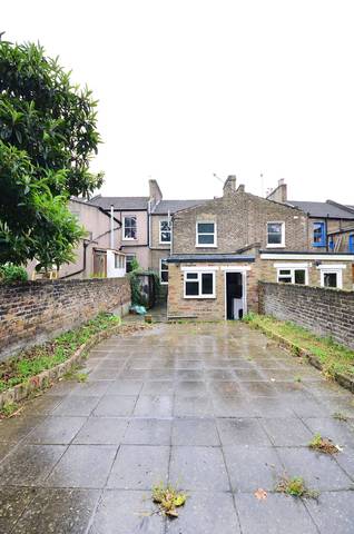  Image of 3 Bedroom Detached  For Sale at Kenmure Road  Hackney, E8 1JU