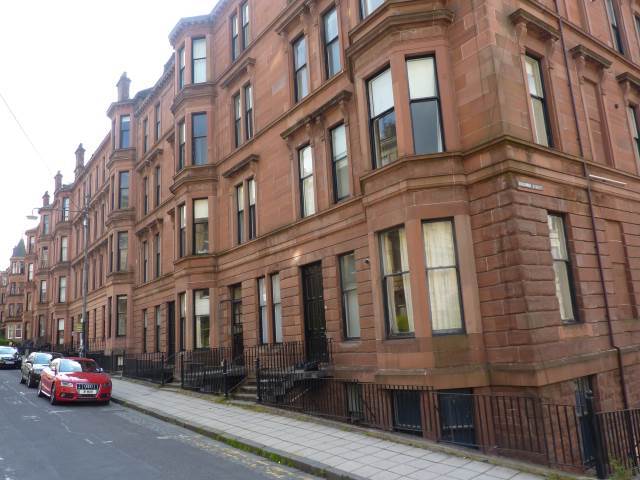 Image of 4 Bedroom Flat  To Rent at Hillhead Glasgow Glasgow, G12 8BX