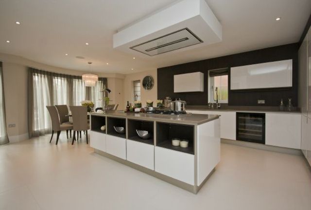  Image of 6 Bedroom Detached  For Sale at Northwood, HA6 2NU