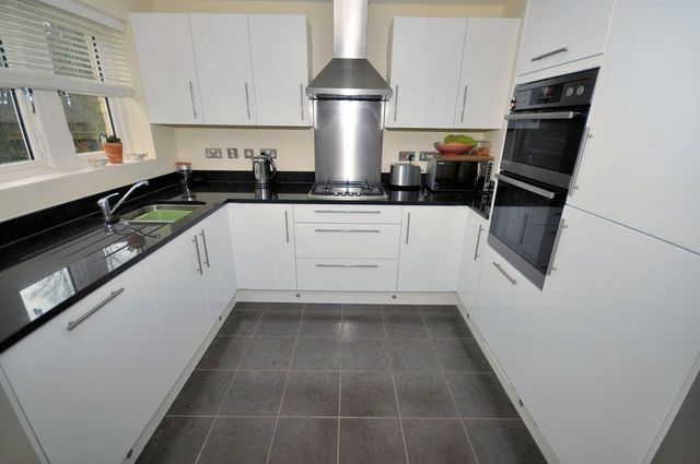  Image of 4 Bedroom Terraced  For Sale at The Paddock  Bradford-On-Avon, BA15 1FN