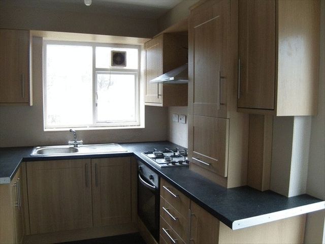  Image of 3 Bedroom Semi-Detached  To Rent at Kirkstone Avenue  Huddersfield, HD5 9EL
